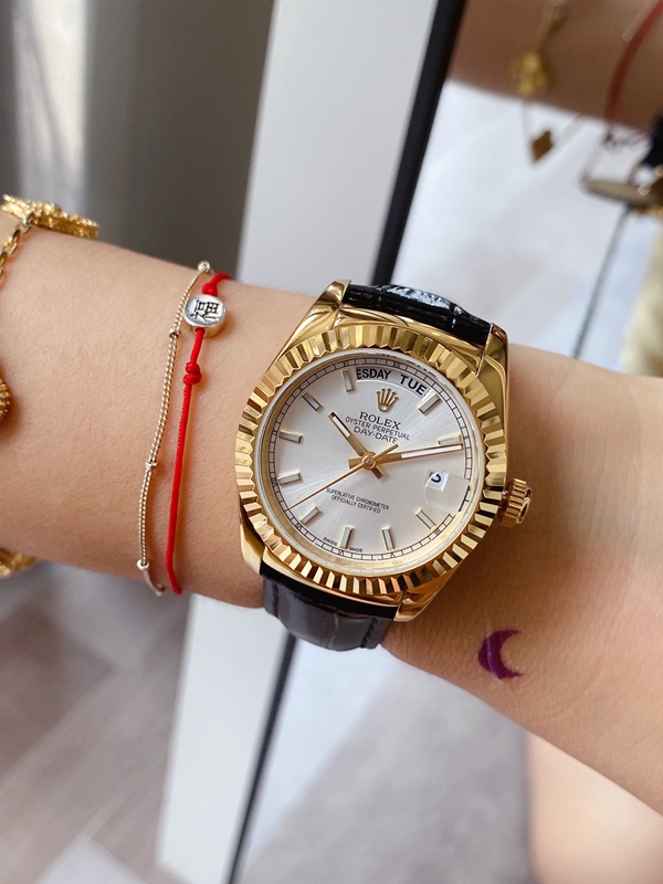 ブランド時計側面デザイン